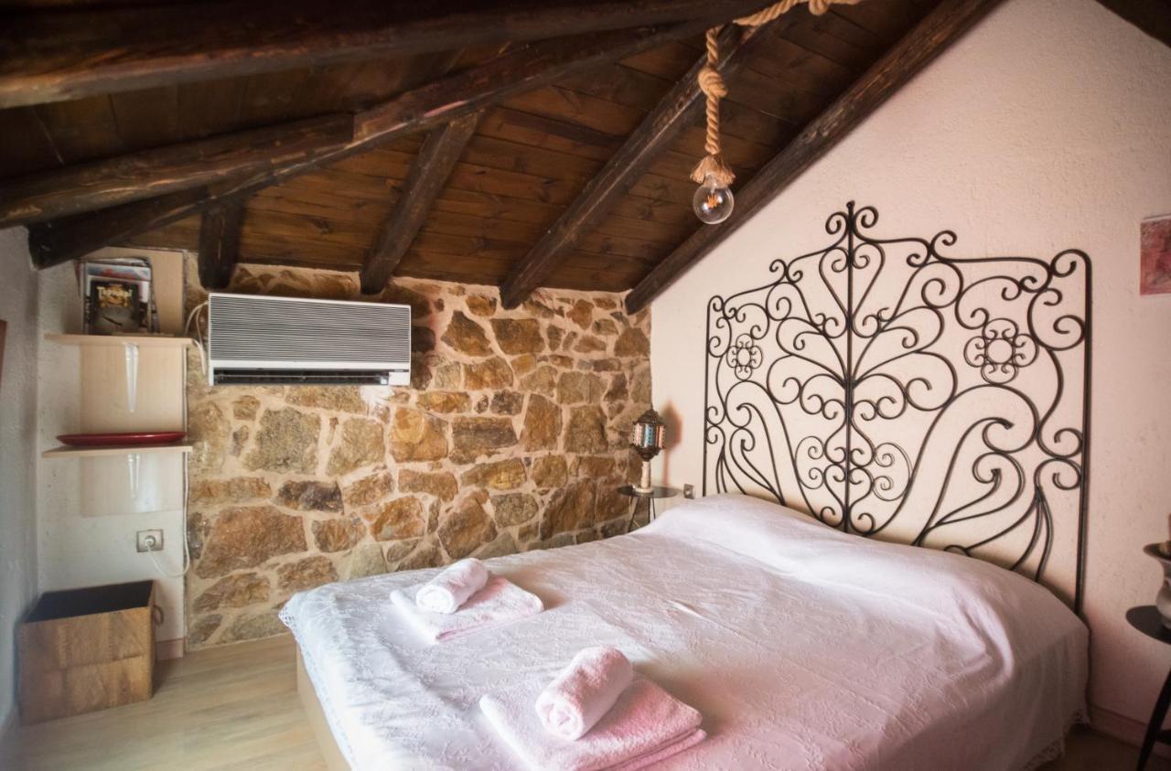 Stone Villas Νέα Ρόδα Εξωτερικό φωτογραφία