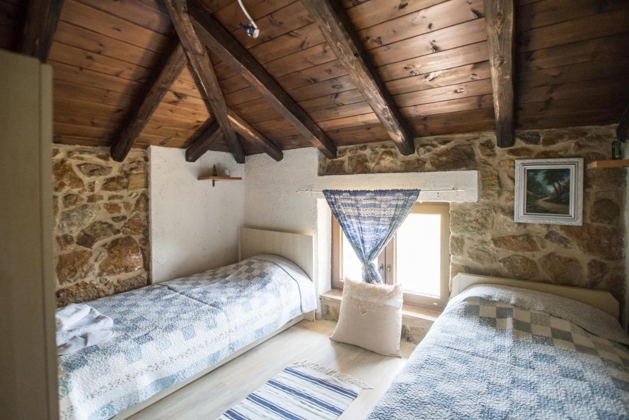 Stone Villas Νέα Ρόδα Εξωτερικό φωτογραφία
